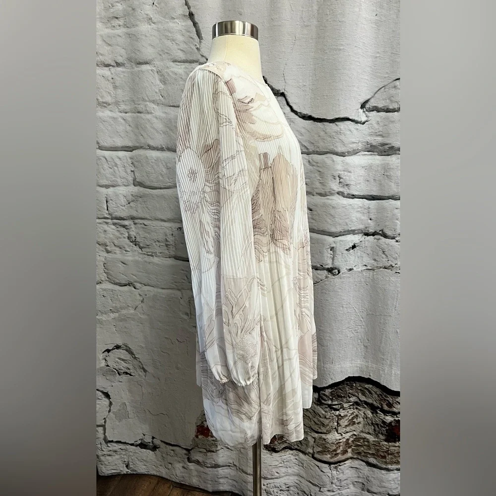 Aritzia Wilfred Daydreamer Mini Dress BIRCH BLANC/BOULEAU‎ PALE Floral Romance - Picture 8 of 10